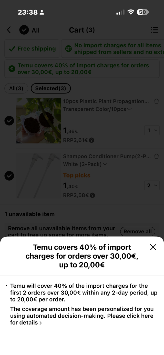 Temu German-store cart pop-up reading 'Temu covers 40% of import charges for orders over 30,00 euro, up to 20,00 euro', with fine print stating the coverage amount is personalised using automated decision-making